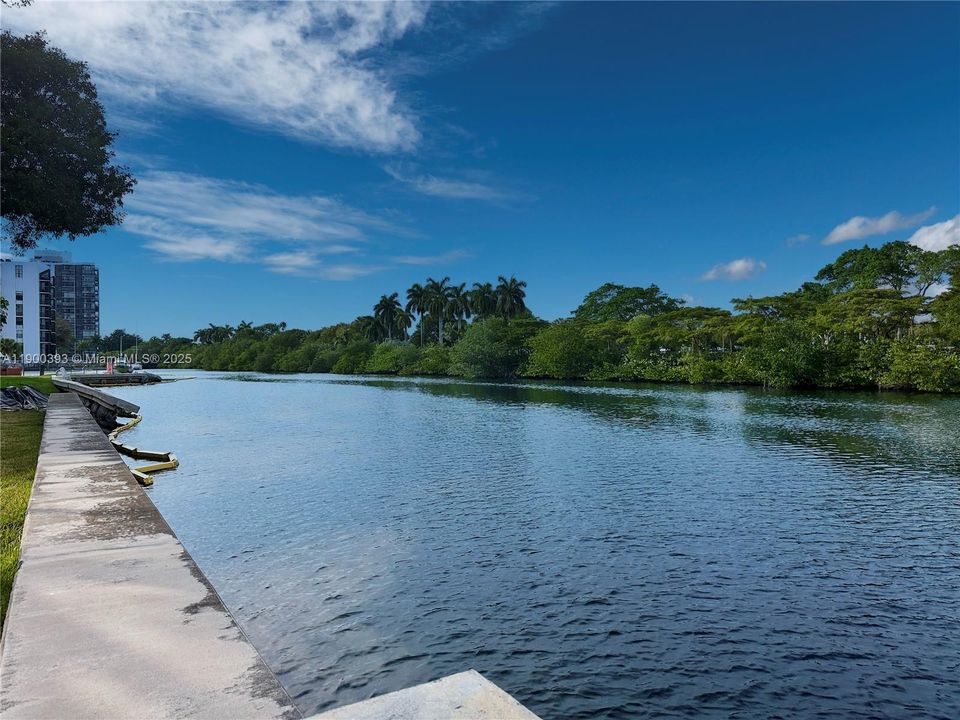 Недавно продано: $234,000 (2 спален, 2 ванн, 1081 Квадратных фут)