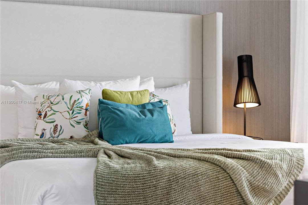 На продажу: $765,000 (2 спален, 2 ванн, 1075 Квадратных фут)