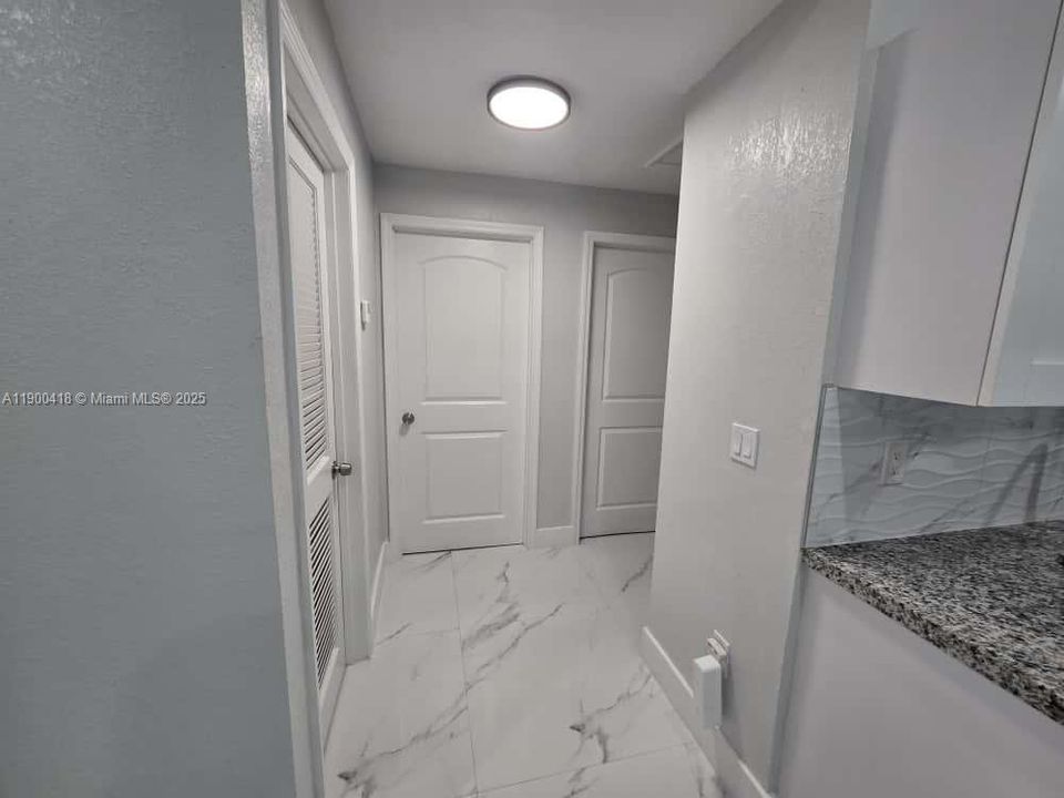 En Venta: $1,195,000 (6 camas, 4 baños, 2657 Pies cuadrados)