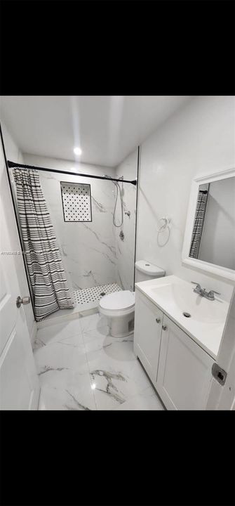 En Venta: $1,195,000 (6 camas, 4 baños, 2657 Pies cuadrados)