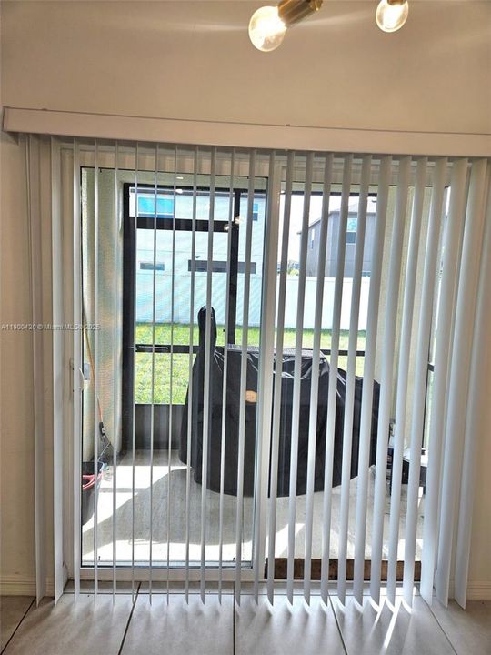 For Rent: $2,400 (3 beds, 2 baths, 0 Square Feet)