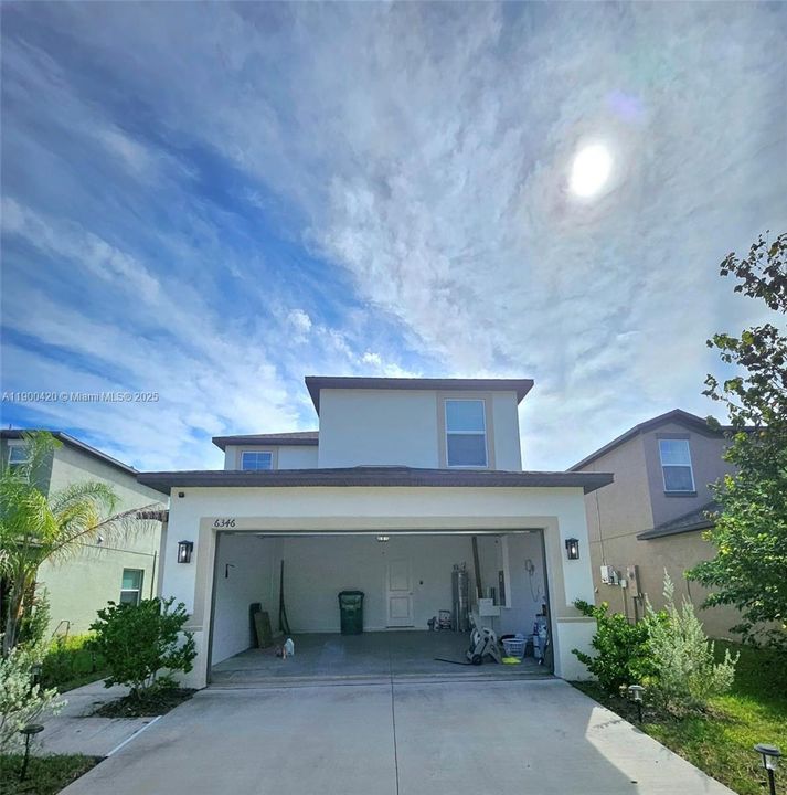 For Rent: $2,400 (3 beds, 2 baths, 0 Square Feet)