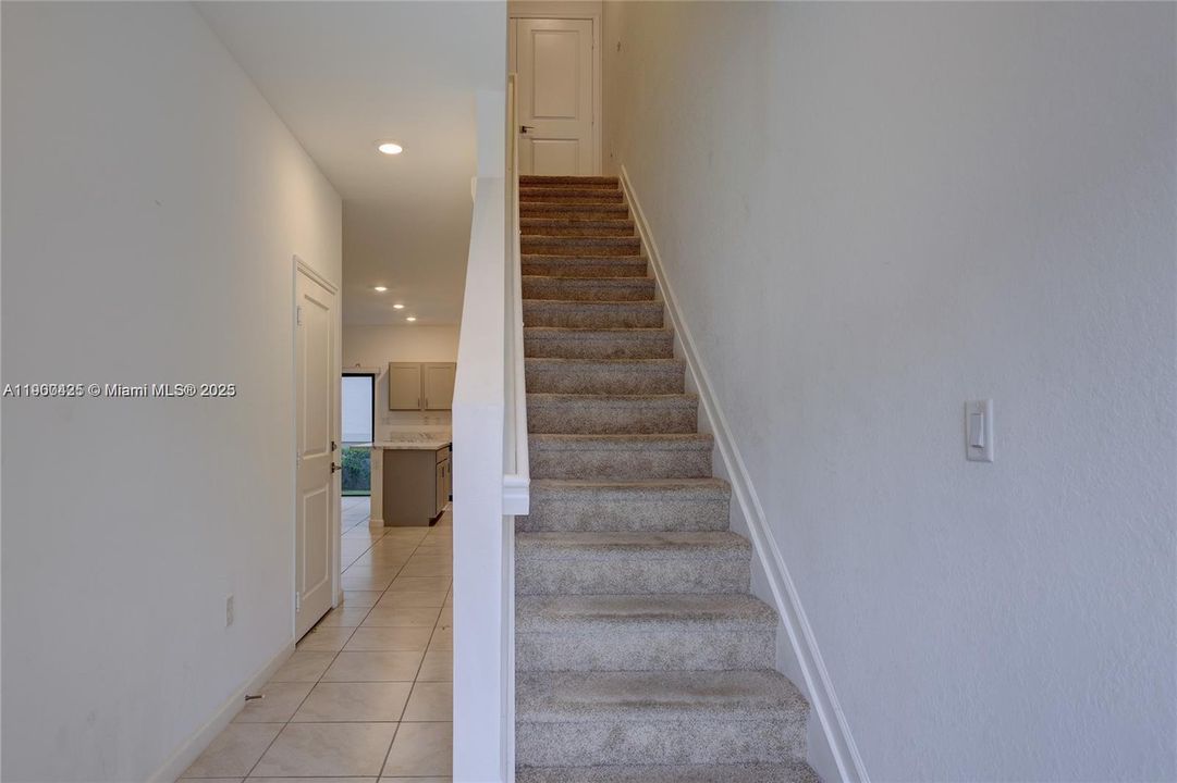 En Renta: $2,600 (3 camas, 2 baños, 1466 Pies cuadrados)