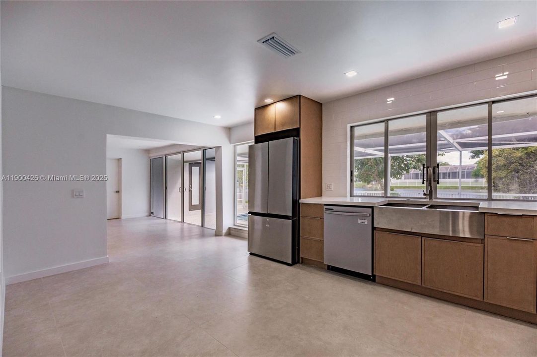 For Rent: $4,500 (4 beds, 2 baths, 0 Square Feet)