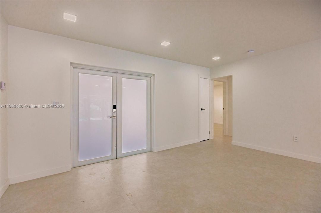 For Rent: $4,500 (4 beds, 2 baths, 0 Square Feet)