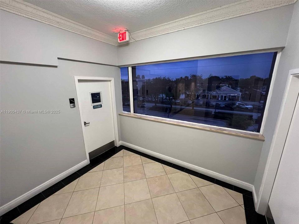 出租: $1,900 (0 贝兹, 0 浴室, 0 平方英尺)