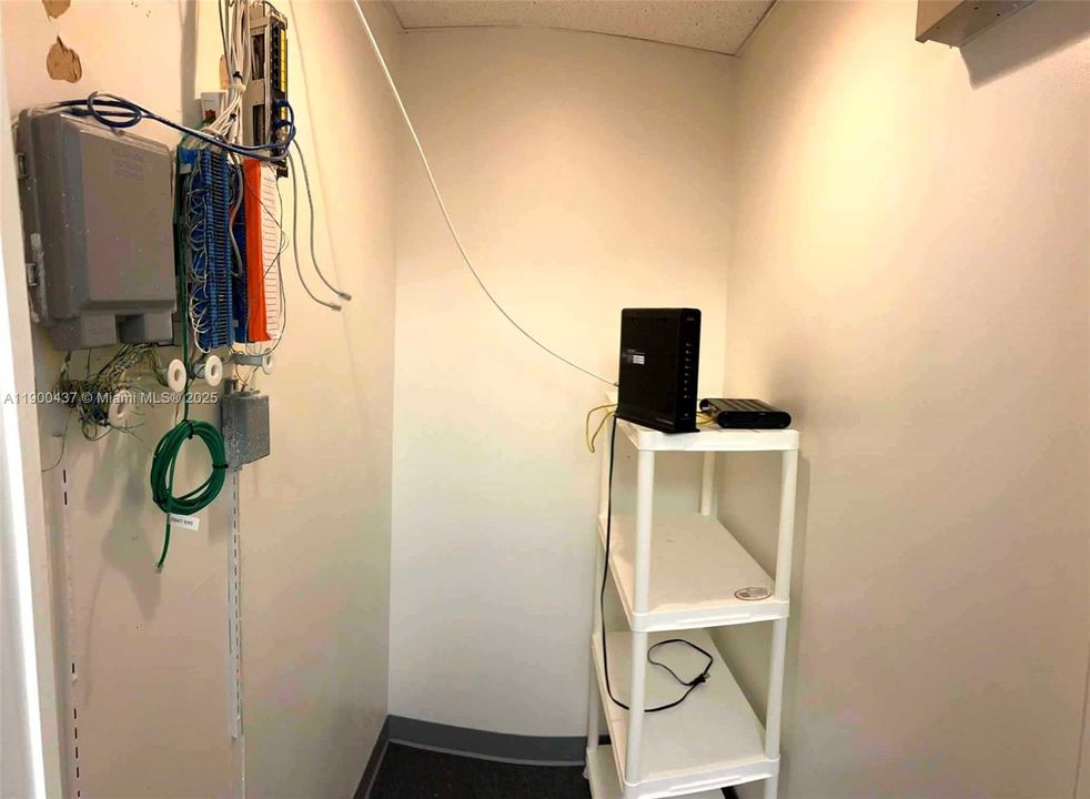 出租: $1,900 (0 贝兹, 0 浴室, 0 平方英尺)