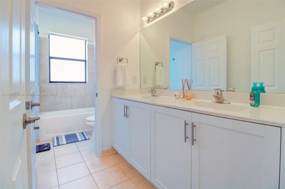 Active With Contract: $815,000 (4 beds, 3 baths, 2654 Square Feet)