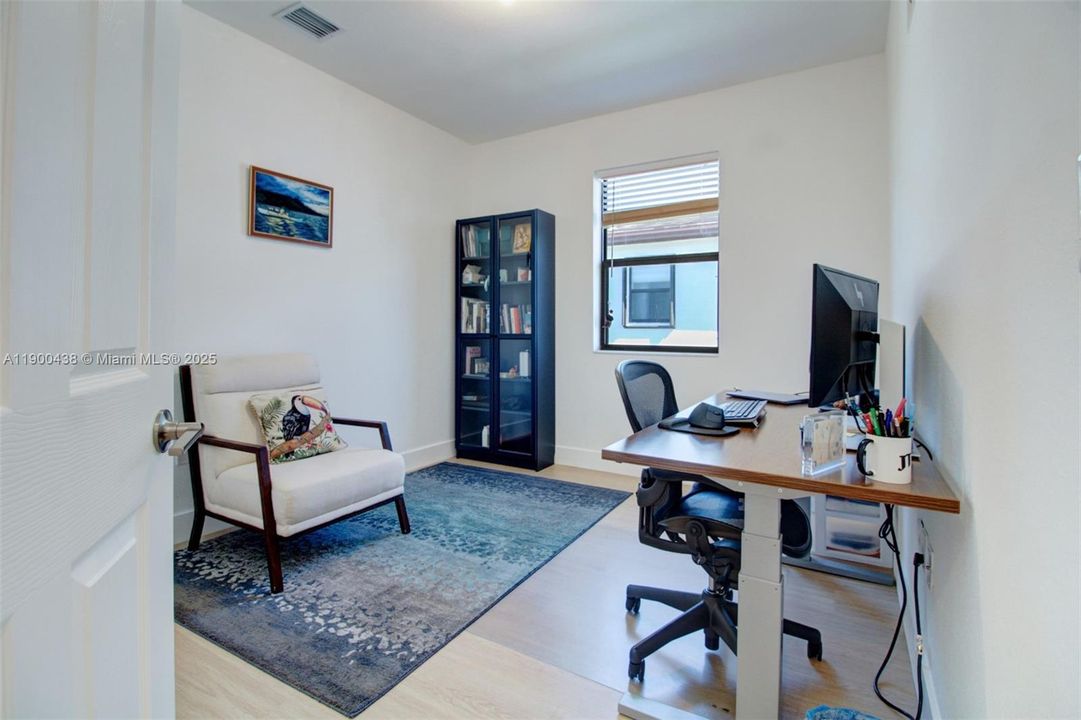 Active With Contract: $815,000 (4 beds, 3 baths, 2654 Square Feet)