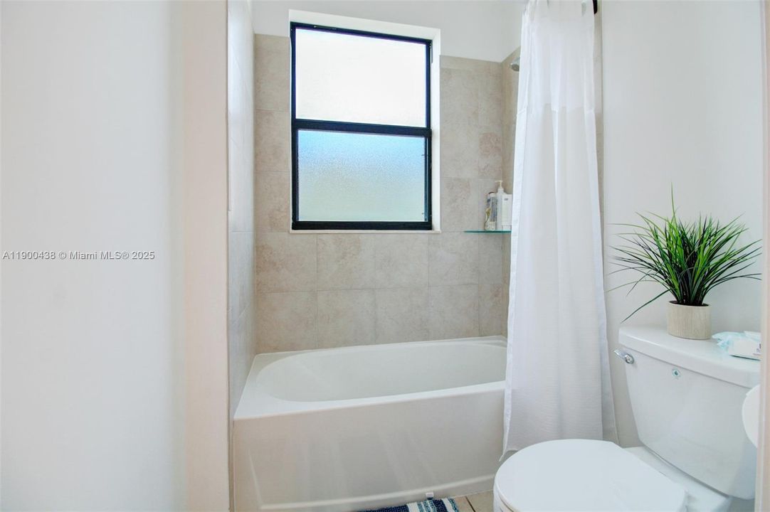 Active With Contract: $815,000 (4 beds, 3 baths, 2654 Square Feet)