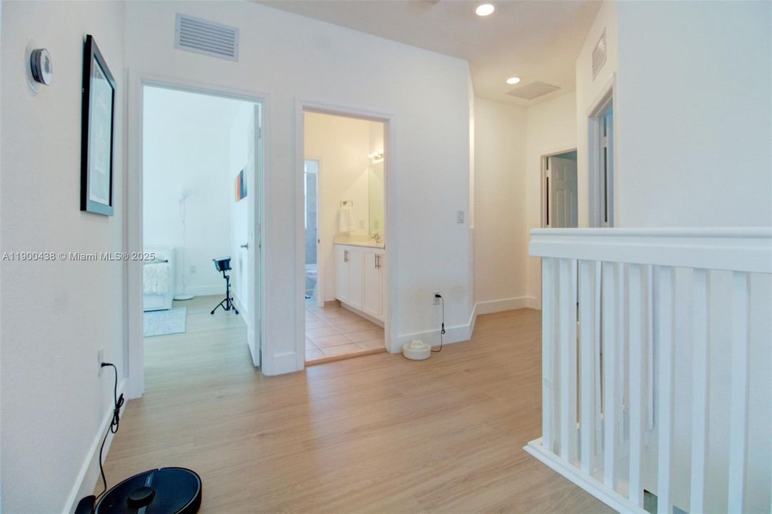 Active With Contract: $815,000 (4 beds, 3 baths, 2654 Square Feet)