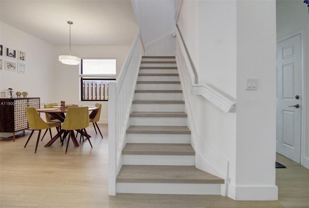 Active With Contract: $815,000 (4 beds, 3 baths, 2654 Square Feet)