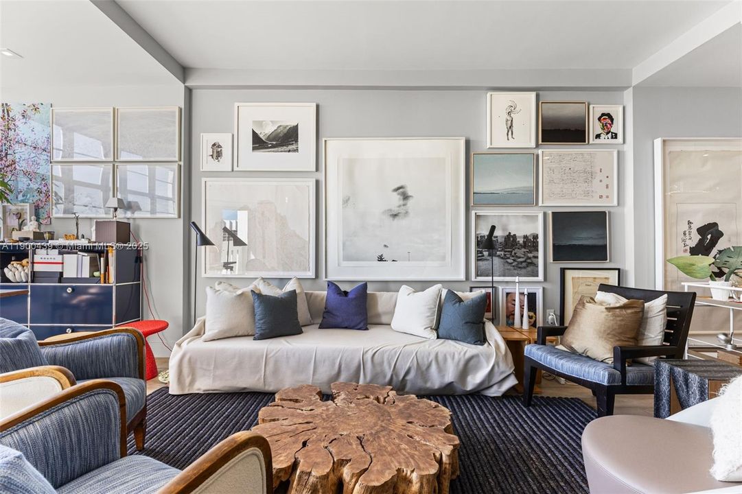 Под контрактом: $465,000 (1 спален, 1 ванн, 900 Квадратных фут)