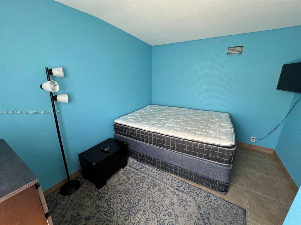 En Venta: $549,900 (7 camas, 3 baños, 1675 Pies cuadrados)