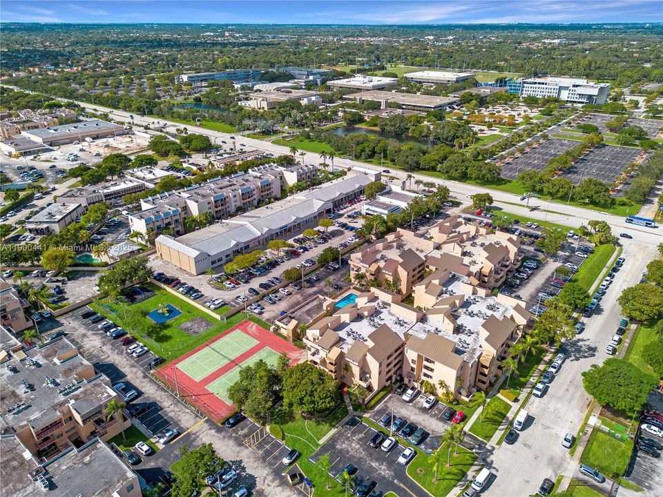 For Rent: $2,300 (3 beds, 2 baths, 1190 Square Feet)