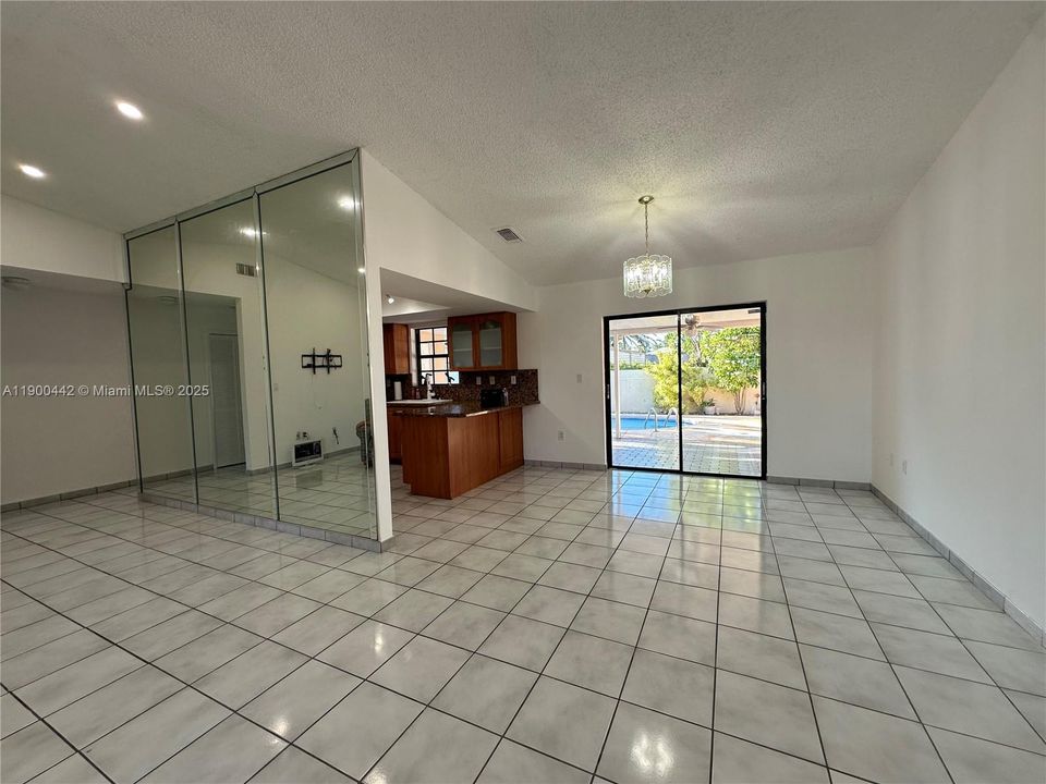 For Rent: $3,200 (3 beds, 2 baths, 1453 Square Feet)