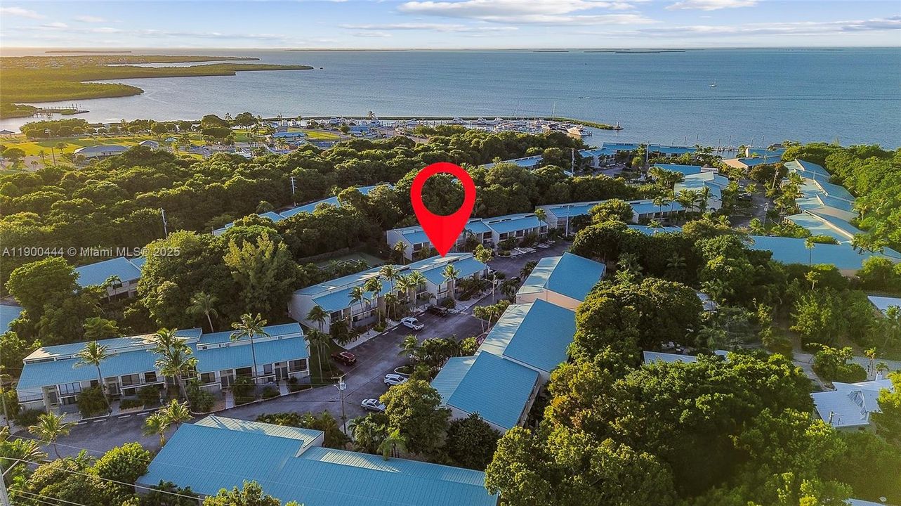 En Venta: $549,900 (2 camas, 2 baños, 1365 Pies cuadrados)