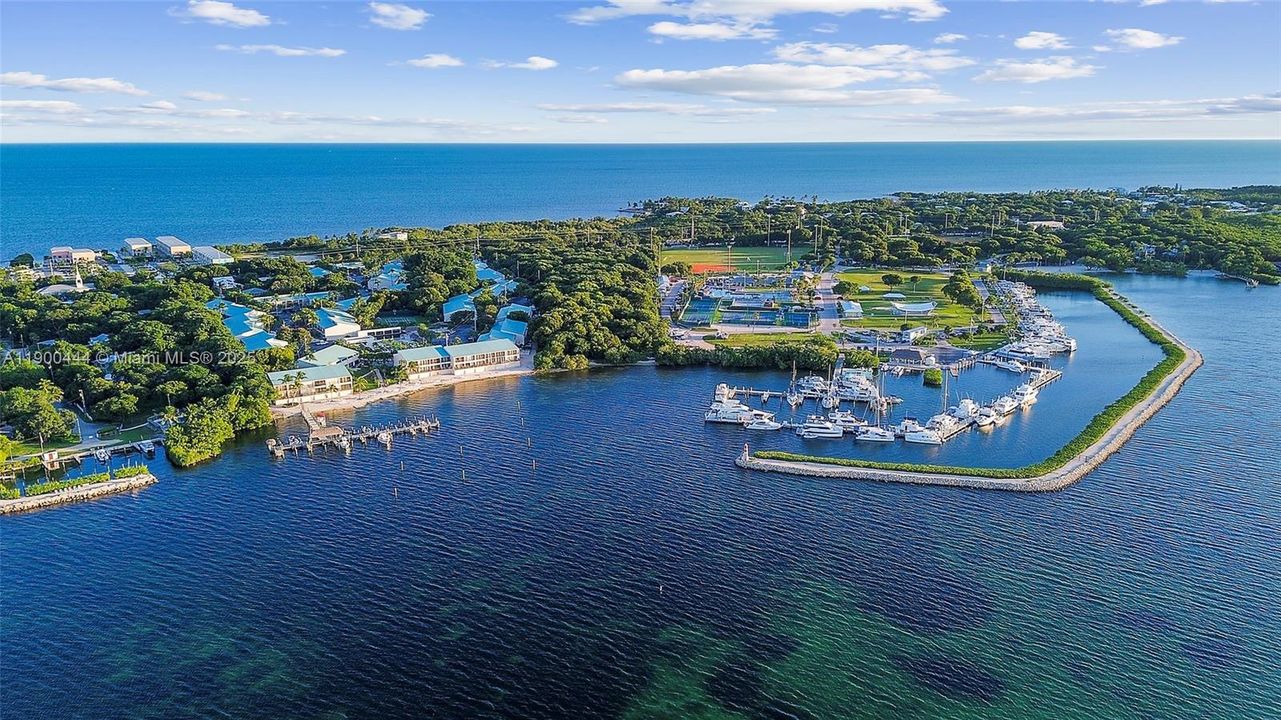 En Venta: $549,900 (2 camas, 2 baños, 1365 Pies cuadrados)