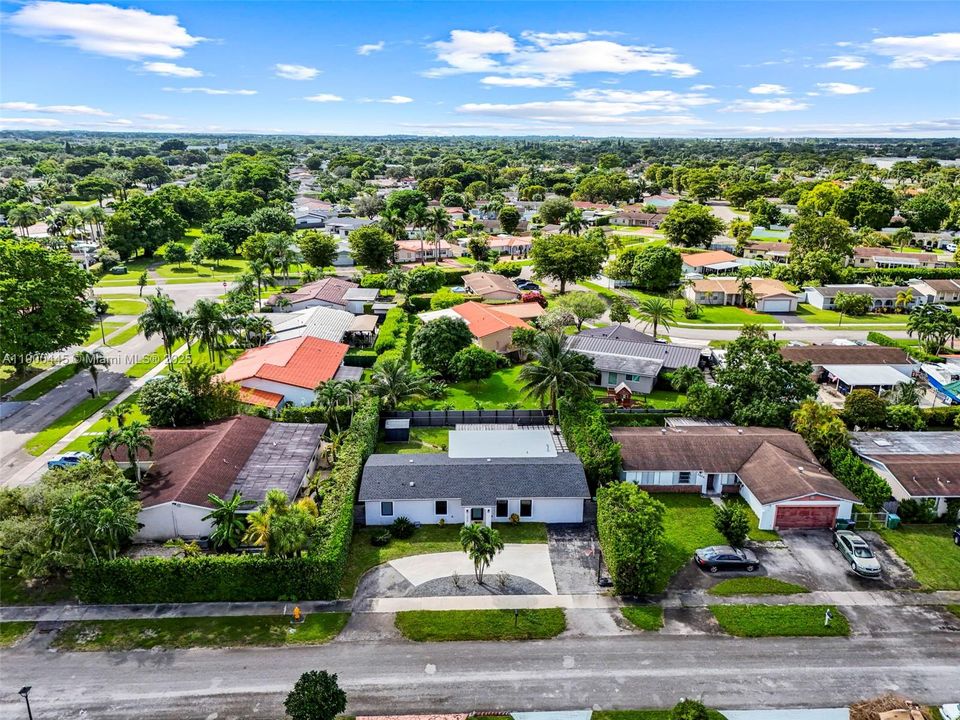 Recently Rented: $4,200 (4 beds, 3 baths, 1975 Square Feet)