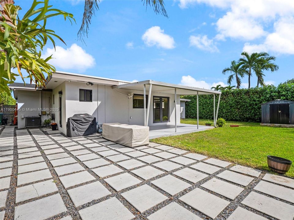 Recently Rented: $4,200 (4 beds, 3 baths, 1975 Square Feet)