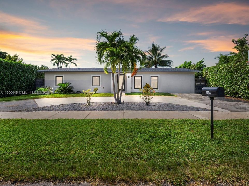 Recently Rented: $4,200 (4 beds, 3 baths, 1975 Square Feet)