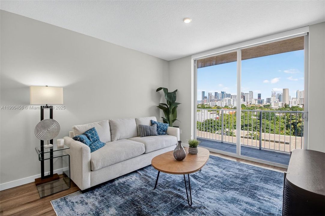 For Sale: $470,000 (2 beds, 2 baths, 1057 Square Feet)