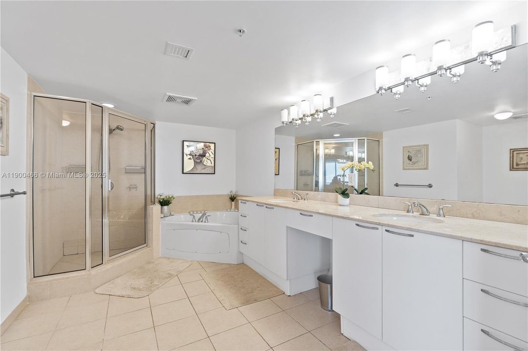 For Sale: $1,349,000 (2 beds, 2 baths, 1715 Square Feet)