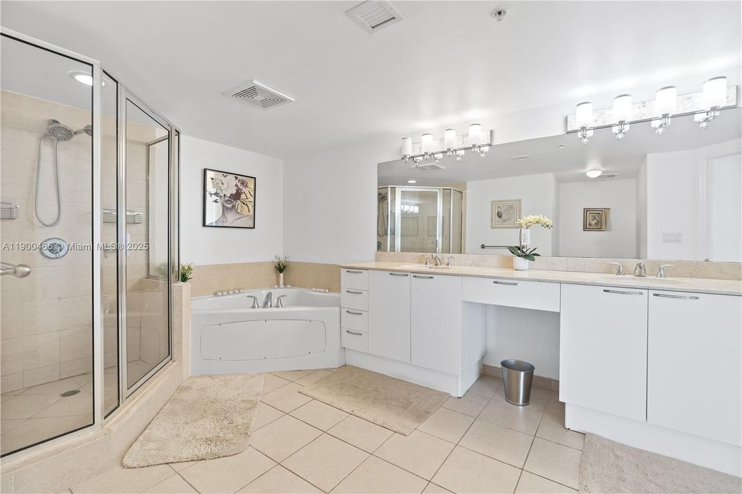 For Sale: $1,349,000 (2 beds, 2 baths, 1715 Square Feet)