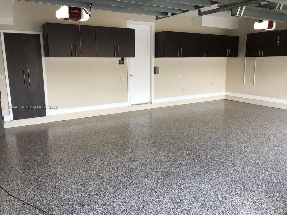 Recently Sold: $899,000 (5 beds, 5 baths, 3281 Square Feet)