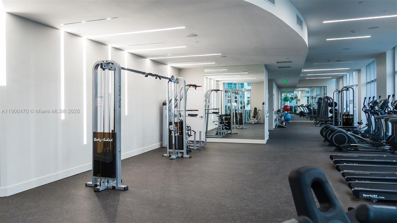 For Sale: $2,300,000 (3 beds, 4 baths, 2018 Square Feet)