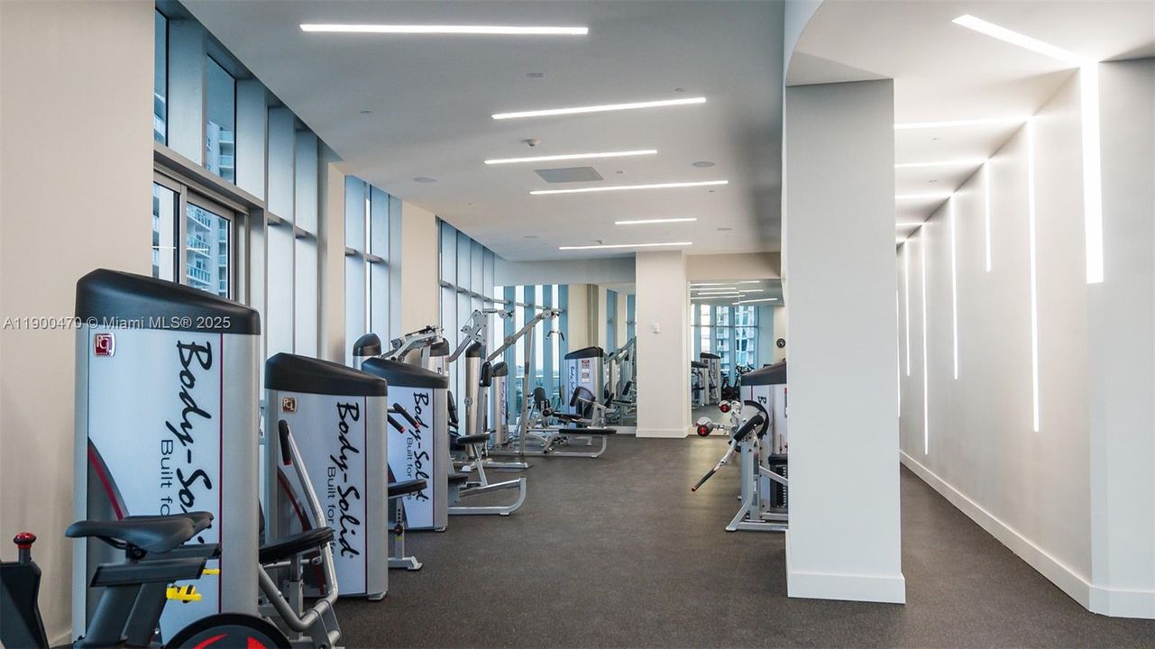 For Sale: $2,300,000 (3 beds, 4 baths, 2018 Square Feet)