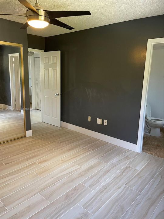 For Rent: $2,100 (2 beds, 2 baths, 812 Square Feet)