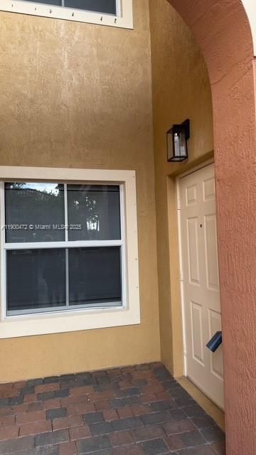 Active With Contract: $2,800 (2 beds, 2 baths, 1379 Square Feet)