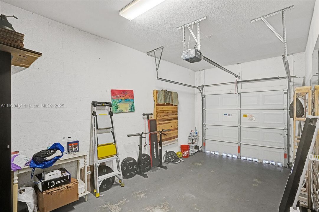 For Sale: $735,000 (3 beds, 2 baths, 1808 Square Feet)