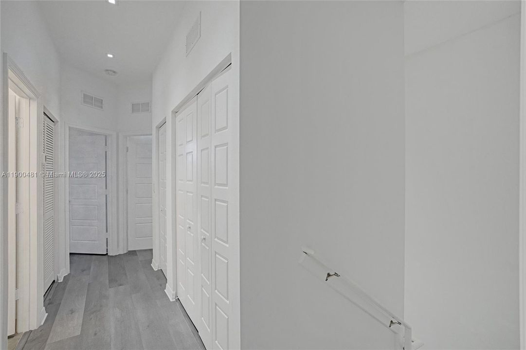 For Sale: $735,000 (3 beds, 2 baths, 1808 Square Feet)