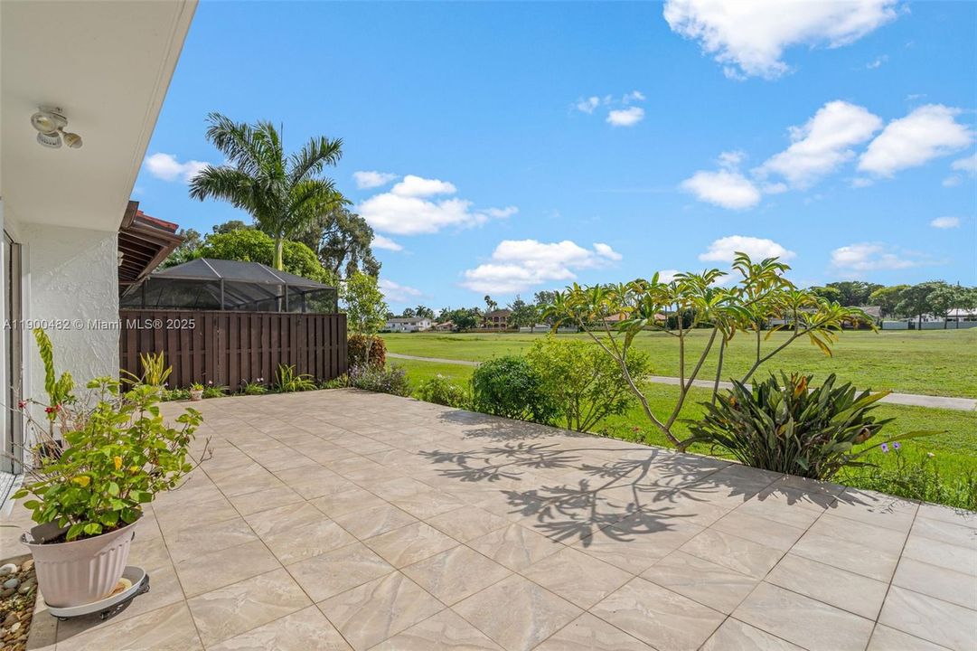 Active With Contract: $634,000 (3 beds, 2 baths, 2069 Square Feet)