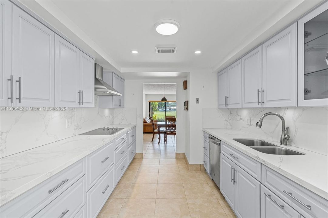 Active With Contract: $634,000 (3 beds, 2 baths, 2069 Square Feet)