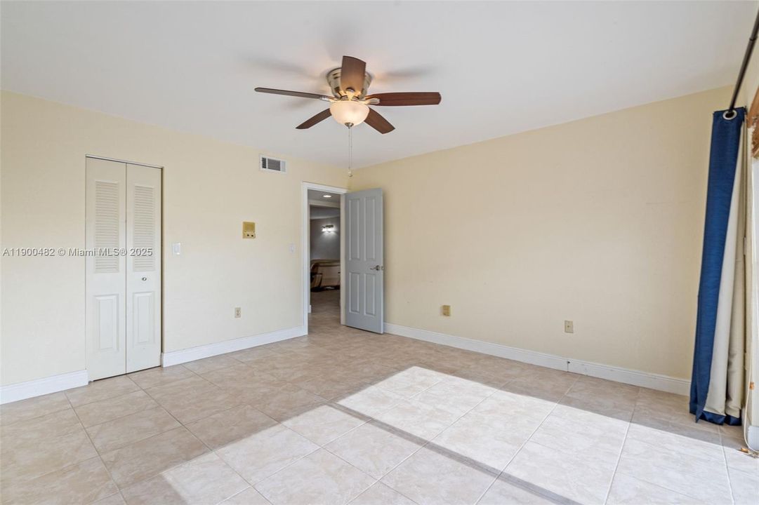 Active With Contract: $634,000 (3 beds, 2 baths, 2069 Square Feet)