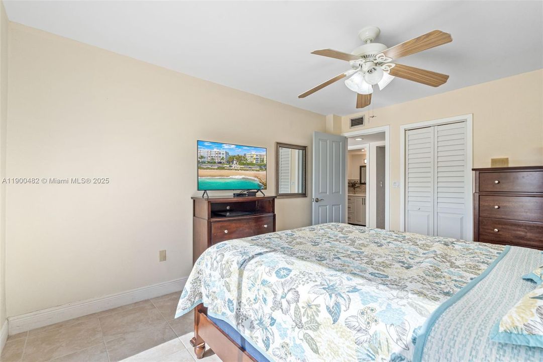 Active With Contract: $634,000 (3 beds, 2 baths, 2069 Square Feet)