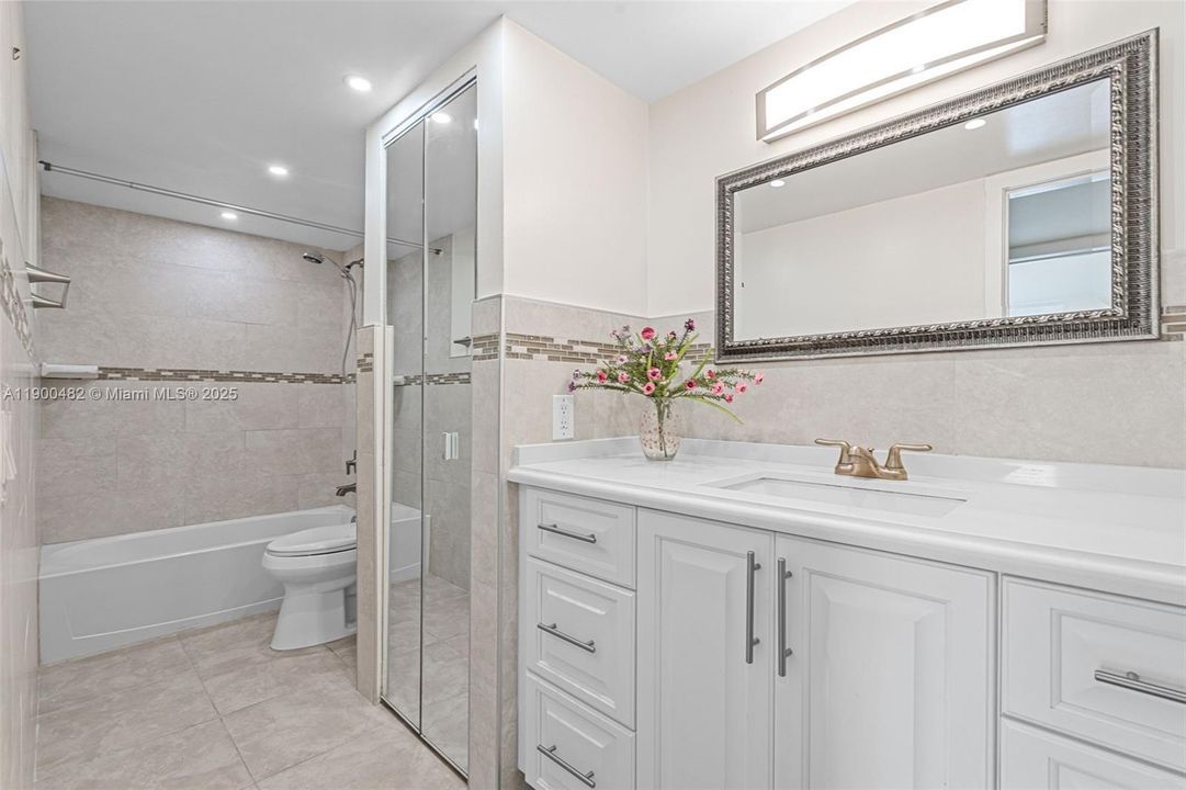 Active With Contract: $634,000 (3 beds, 2 baths, 2069 Square Feet)