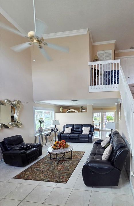 For Sale: $710,000 (3 beds, 2 baths, 1968 Square Feet)