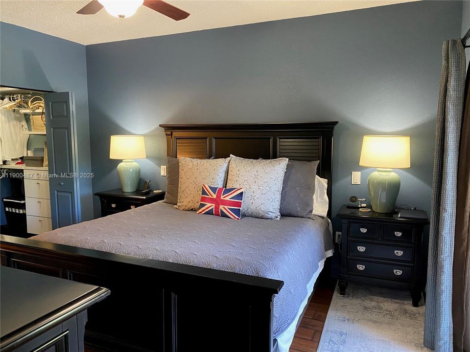 最近租的: $2,200 (3 贝兹, 2 浴室, 1361 平方英尺)