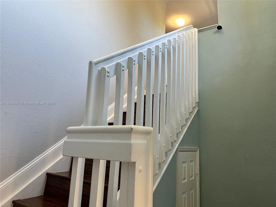 最近租的: $2,200 (3 贝兹, 2 浴室, 1361 平方英尺)