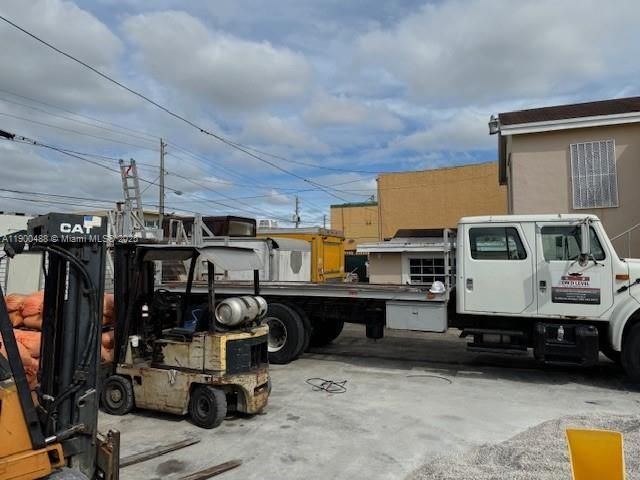 На продажу: $1,700,000 (0 спален, 0 ванн, 0 Квадратных фут)