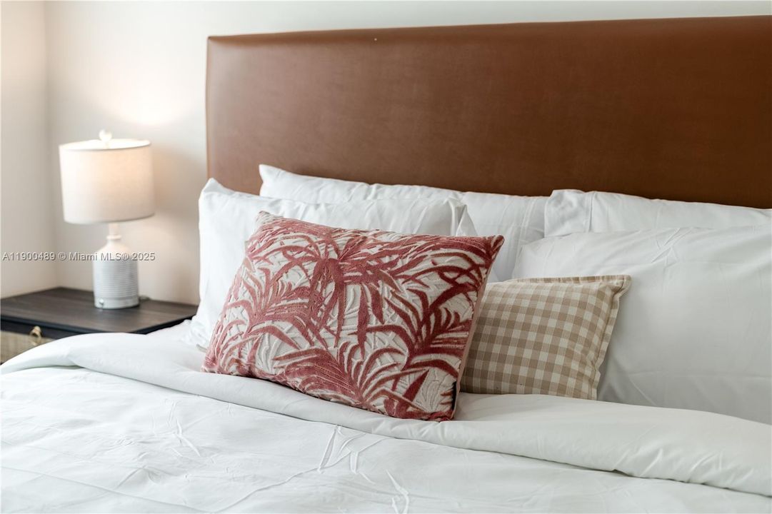 For Rent: $5,000 (2 beds, 2 baths, 777 Square Feet)