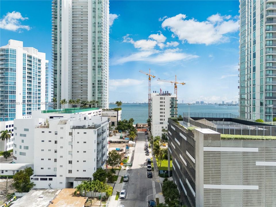 For Rent: $5,000 (2 beds, 2 baths, 777 Square Feet)