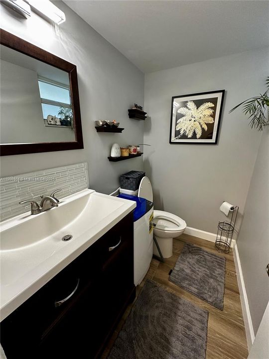 最近租的: $2,000 (1 贝兹, 1 浴室, 775 平方英尺)