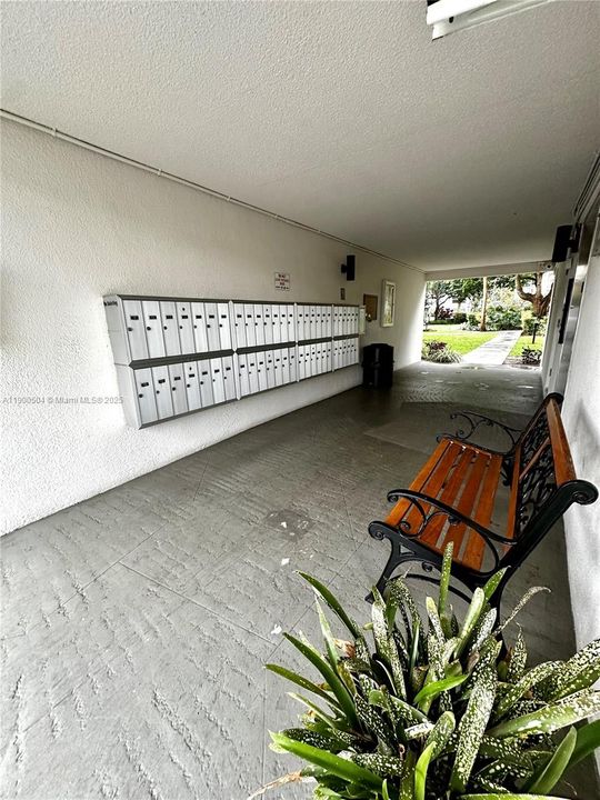 最近租的: $2,000 (1 贝兹, 1 浴室, 775 平方英尺)