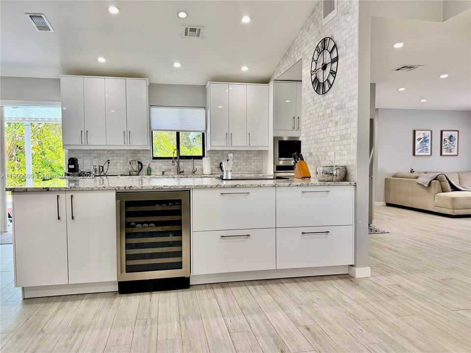 Recently Rented: $5,200 (3 beds, 2 baths, 2442 Square Feet)