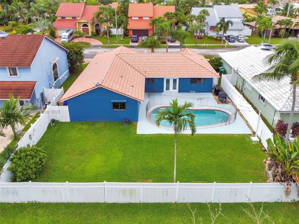 Recently Rented: $5,200 (3 beds, 2 baths, 2442 Square Feet)